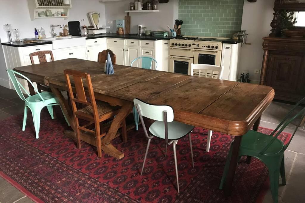 La Lande Du Rest - Le Quillio Magnifique Ancienne Ferme De Notables Avec Piscine Chauffeeヴィラ エクステリア 写真